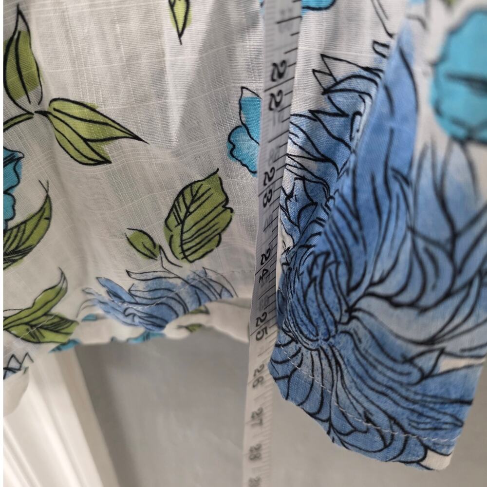 Karen Scott White/Blue Floral 3/4 Sleeve Button Up - Size XL - Picture 5 of 7